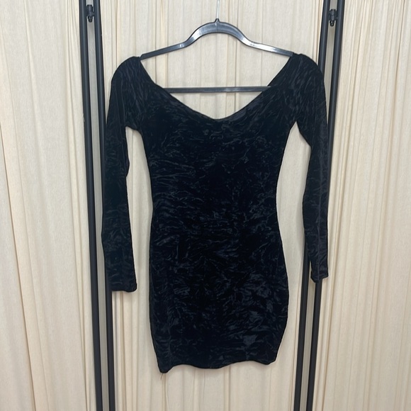 ELEGANT COCKTAIL VELOUR MINI DRESS WITH FALLING RHINESTONES SIZE SMALL - Picture 11 of 11